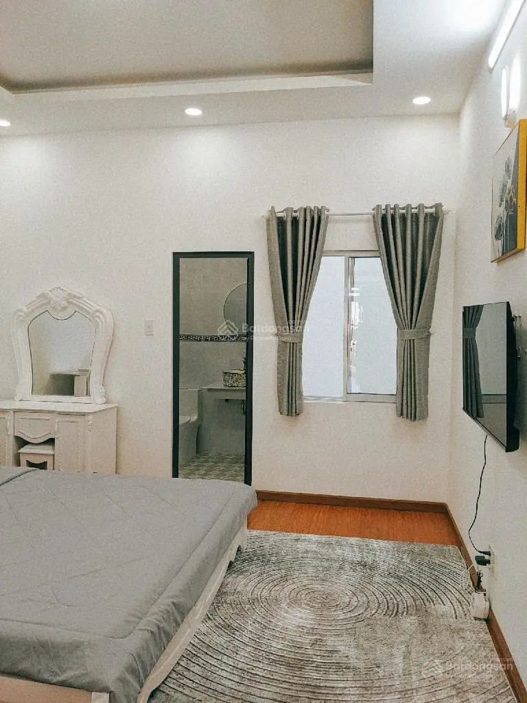 Nhà mặt tiền Dương Cát Lợi Thị trấn Nhà Bè 4 tầng 4*19m, nhỉnh 8 tỷ, TL, dòng tiền 20 tr
