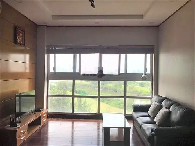 Bán căn hộ Happy Valley 135m2, lầu cao, căn góc view đông nam có pass