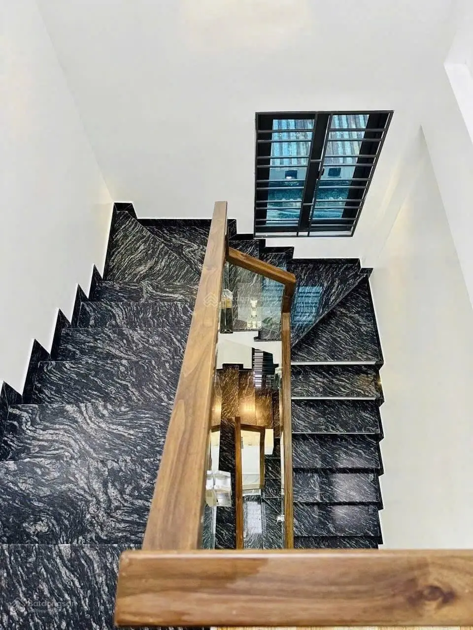 Bán Nhà Phố Trần Nguyên Hãn 46m :3 tầng