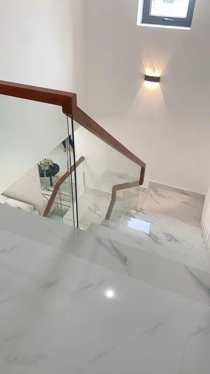 Gia Khải Luxury 2 tỷ 900 nhà phố trung tâm thành phố Bến Cát, cách 1,4km KCN Rạch Bắp
