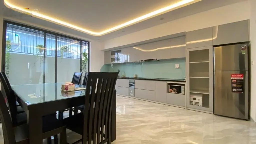 Bán căn biệt thự MT phố Hồ Nghinh nhà 3 tầng 5PN - DT 121m2 ngang 5m cho tây thuê 30tr/th - 17,x tỷ