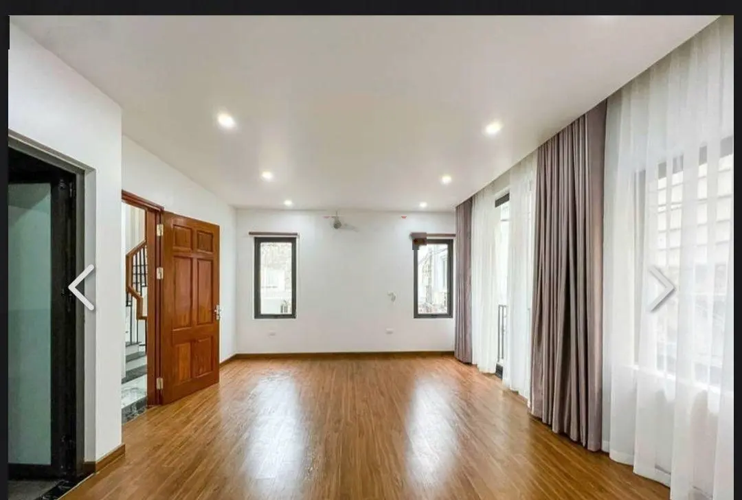 Hot! Bán nhà riêng 60m2, 10,9 tỷ, Âu Cơ, Nhật Tân, Tây Hồ, Hà Nội