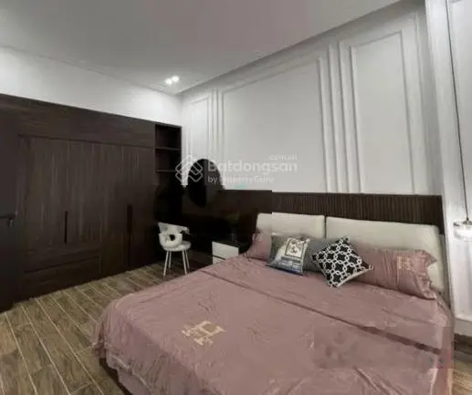 Bán gấp nhà Bùi Thị Xuân , p3, Tân Bình. Giá 2,5tỷ. SHR, pháp lí chuẩn