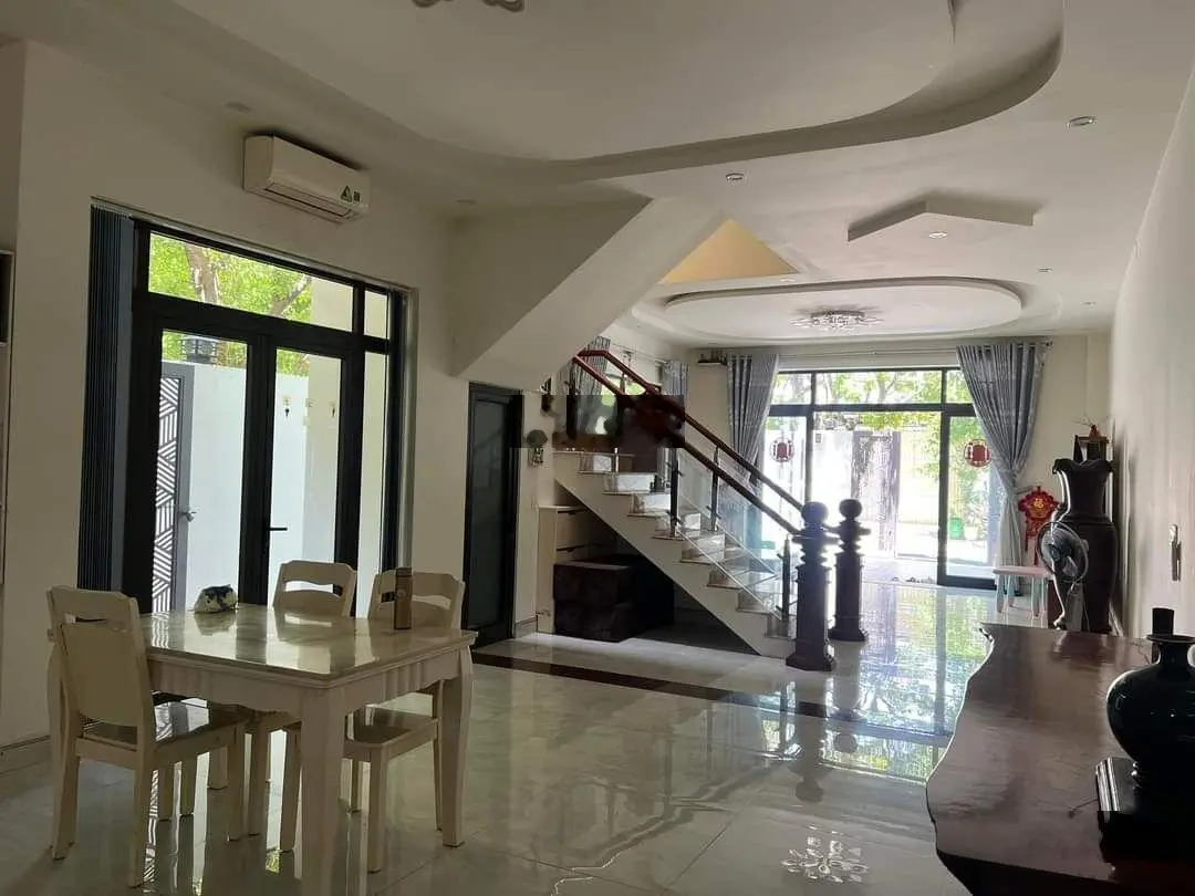 Tp ĐÀ NẴNG, QUẬN LIÊN CHIỂU _Biệt thự 2 mặt tiền, 3 tầng siêu đẹp cần bán nhanh
