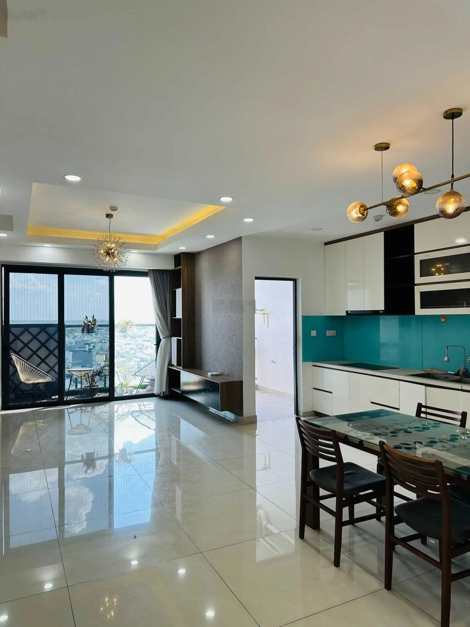 Không có nhu cầu sử dụng bán gấp căn Emerald 3PN - 2WC 104m2, nhà mới, view nội khu