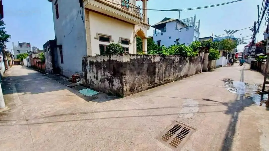 Bán gấp 62m2 Lương Nỗ - Tiên Dương, ngay QL3 thông ô tô giá chỉ 2,x tỷ. Lh 0981 568 ***
