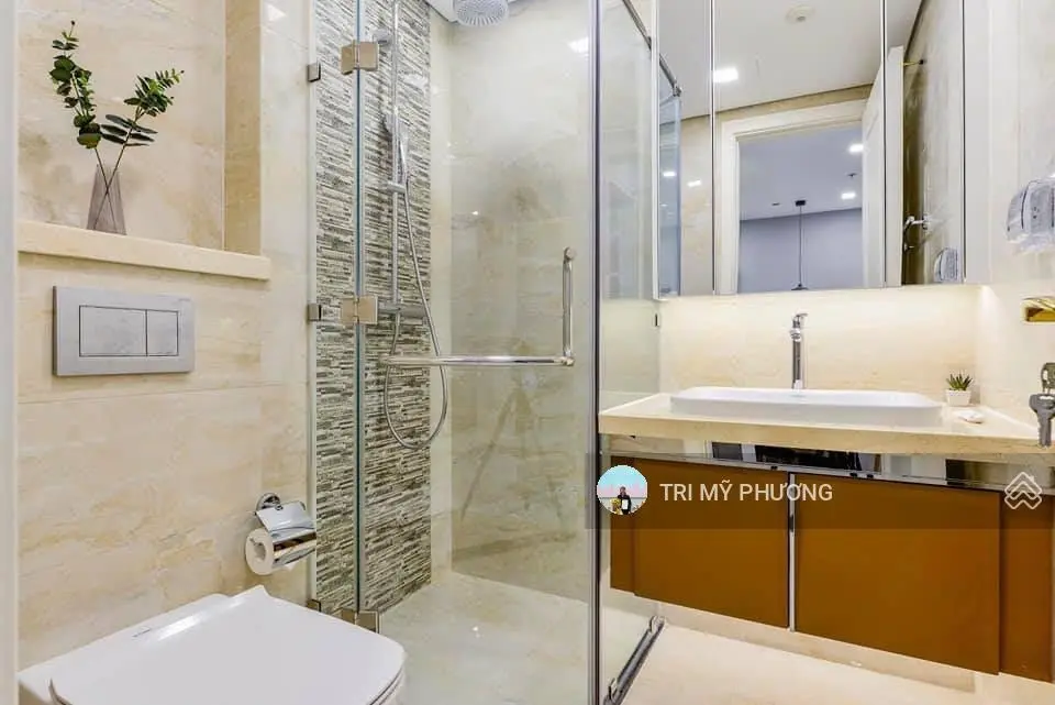 Bán 1phòng ngủ + view sông Sài Gòn mát mẻ + full nội thất + Vinhome Golden River Bason Quận 1