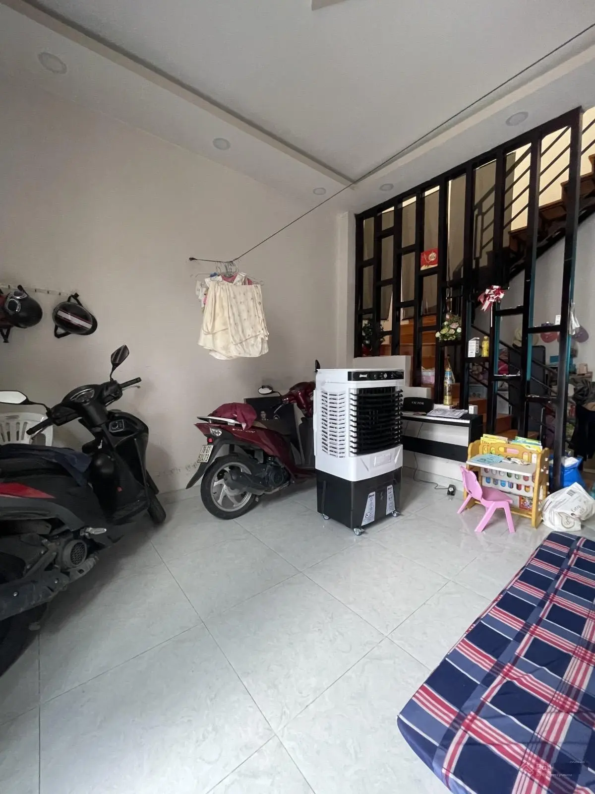 Bán Nhà 2 Tầng 62m2 HXH Lê Văn Việt Quận 9