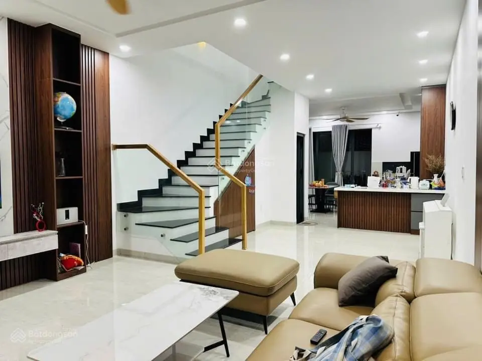 Bán nhà KĐT Mỹ Gia Gói 7 Full Nội Thất , Nhà Mới Xây Thiết Kế Rất Đẹp, Đường Thông cạnh Công viên