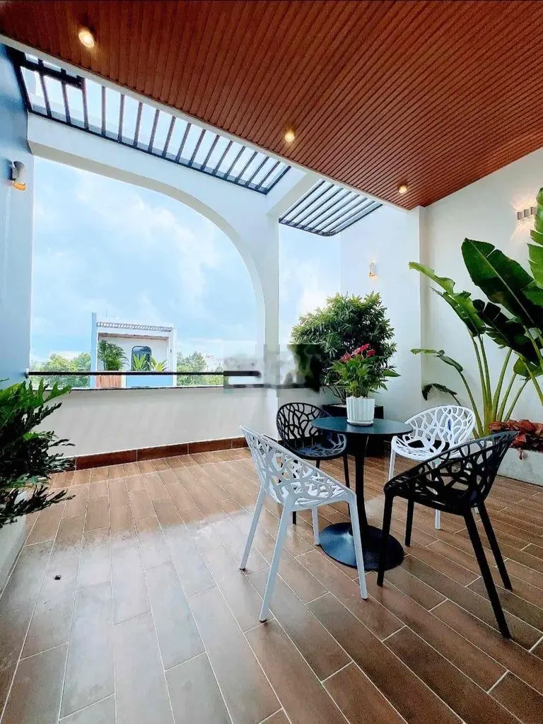Nhà trệt 2 lầu Full nội thất - D33 KDC Hồng Loan - Gần QL.1A