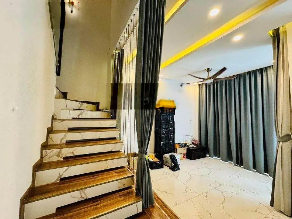 Bán Nhà Trương Quốc Dung, Phú Nhuận, 5x16m, 1T3L, 4PN, 5WC, hẻm to 6m, thuận tiện KD