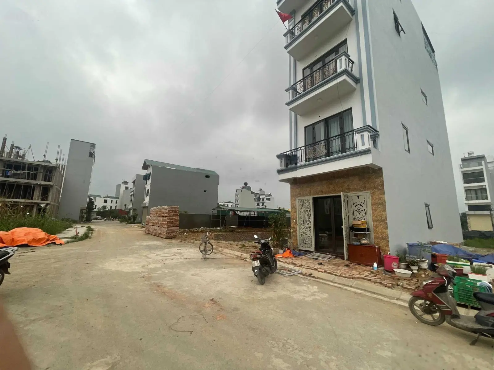Siêu hiếm lô góc 45m2 vuông vắn 2 mặt tiền khu đất dịch vụ Vân Canh 25 ha cách Mỹ Đình 3km