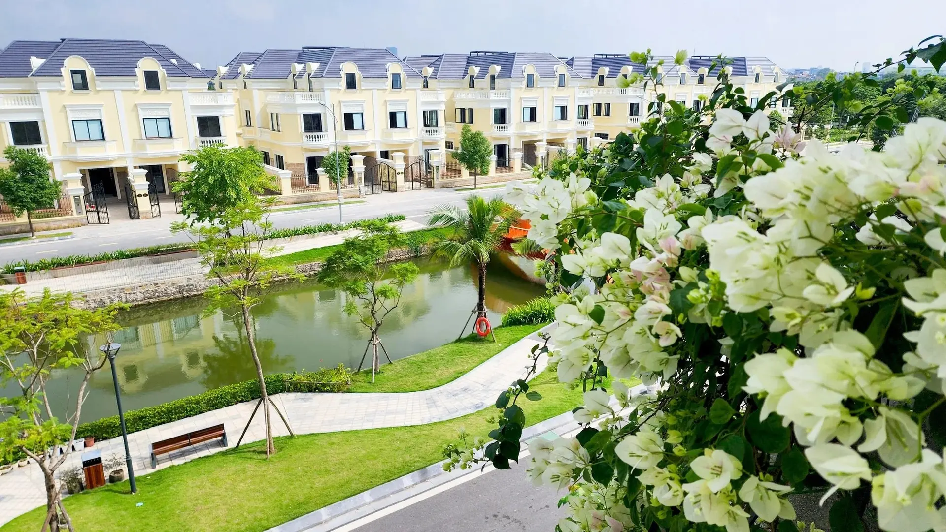 Hàng Hiếm! Bán biệt thự song lập 132,7m MT:7,3m giá 25,x tỷ - thị trường đang giá 26,5tỷ tại AN LẠC