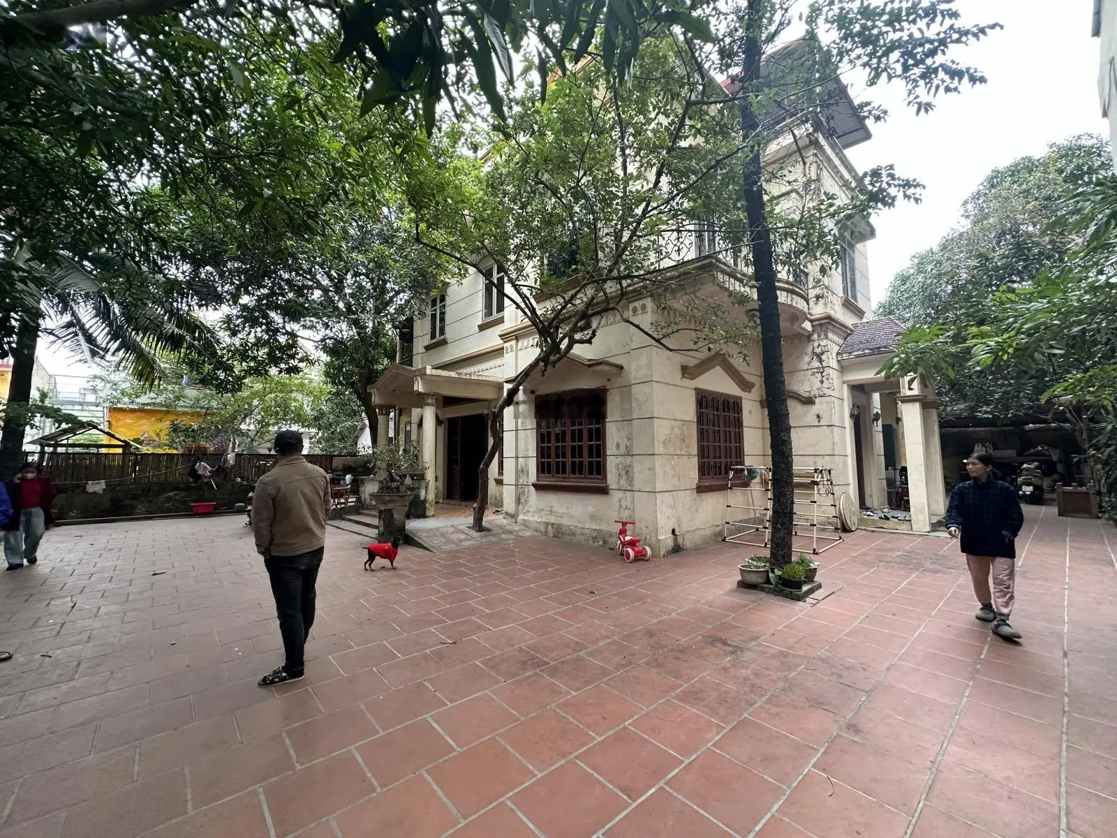 Bán nhà đất 400m2 tại trung tâm thành phố Bắc Ninh