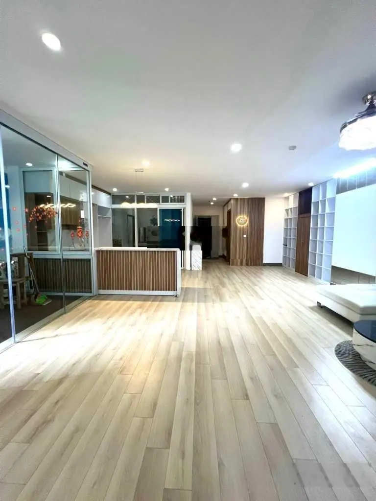 Chính chủ bán chung cư Hồ Gươm Plaza Trần Phú, Hà Đông 3PN 2WC DT: 124m2 giá: 5,6 tỷ 0523 018 ***