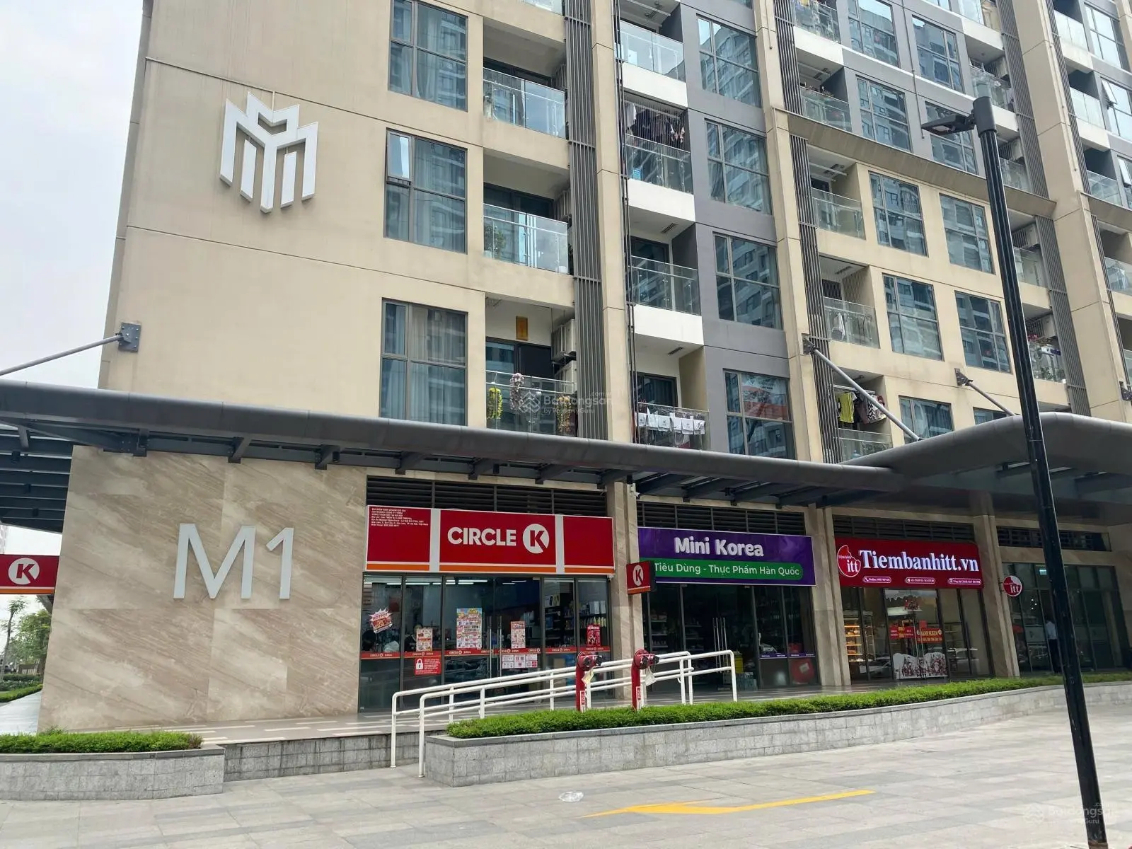 Bán shop mặt sảnh chính tòa nhà - 55m2 giá gốc 10 tỷ siêu thị thuê 55tr/tháng
