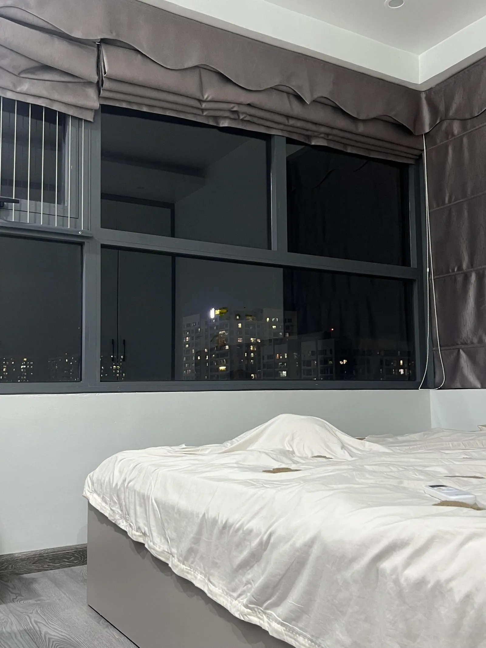Bán gấp căn hộ 100m2 full nôi thất tại Phú Gia Residence nhỉnh 6tỷ có thương lượng 0564,98.6666