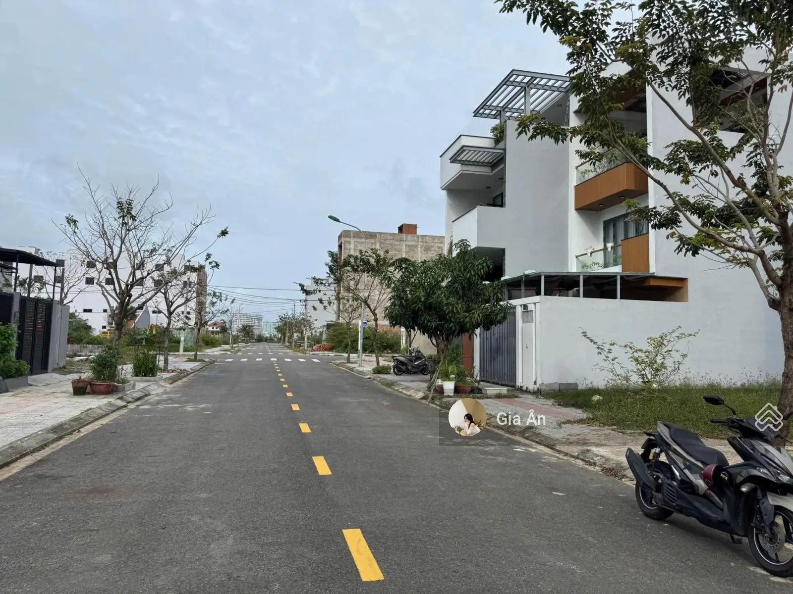 Bán nhanh đất thổ cư 120m2 SHR tại MTĐ Phạm Thái Bường, Phường 4, Vĩnh Long gần chợ Vĩnh Long
