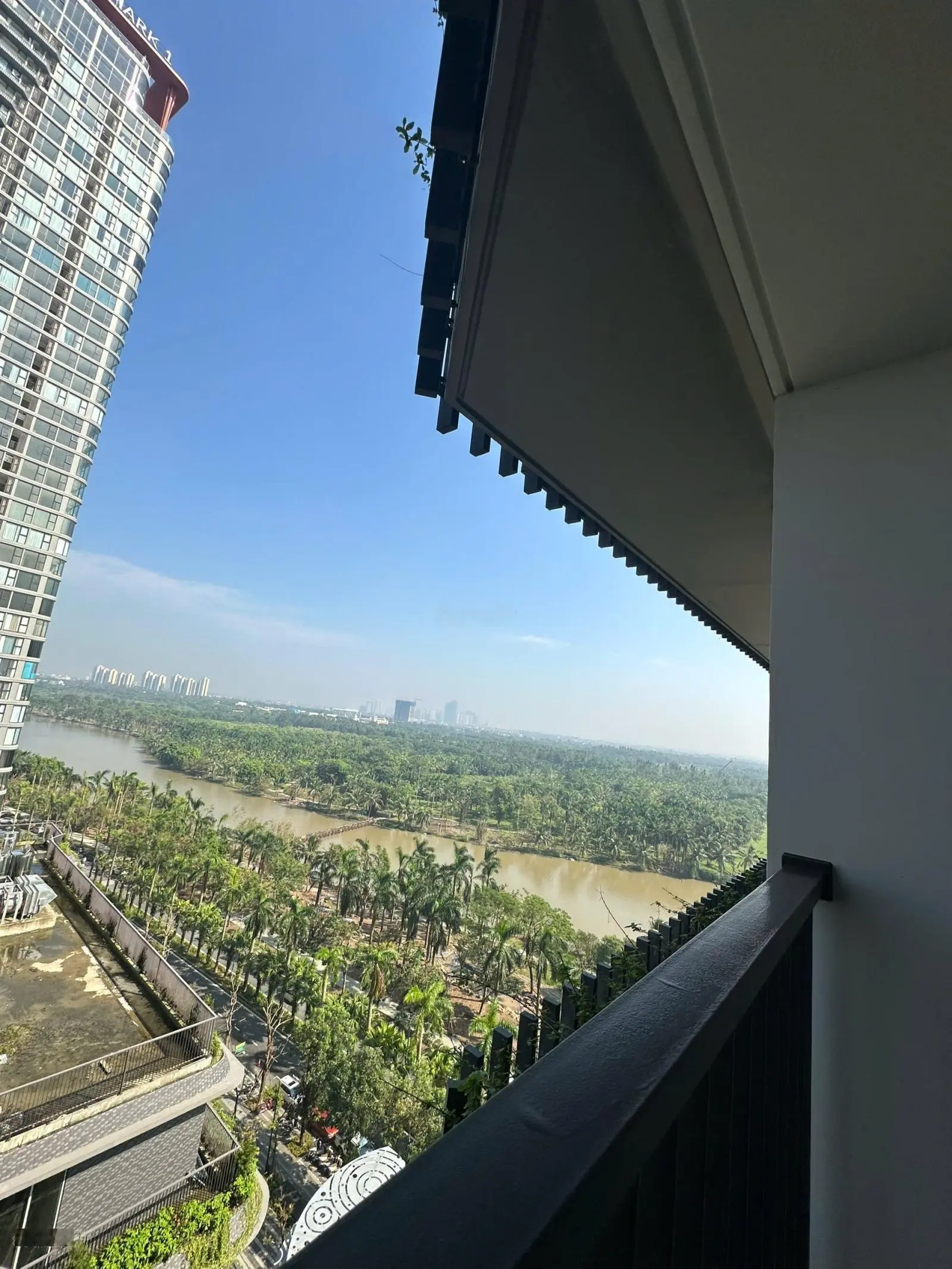 studio 34m2 bán 2.5 tỷ bao phí chuyển nhượng, toà swanlake onsen tầng trung view đẹp 0337 259 ***