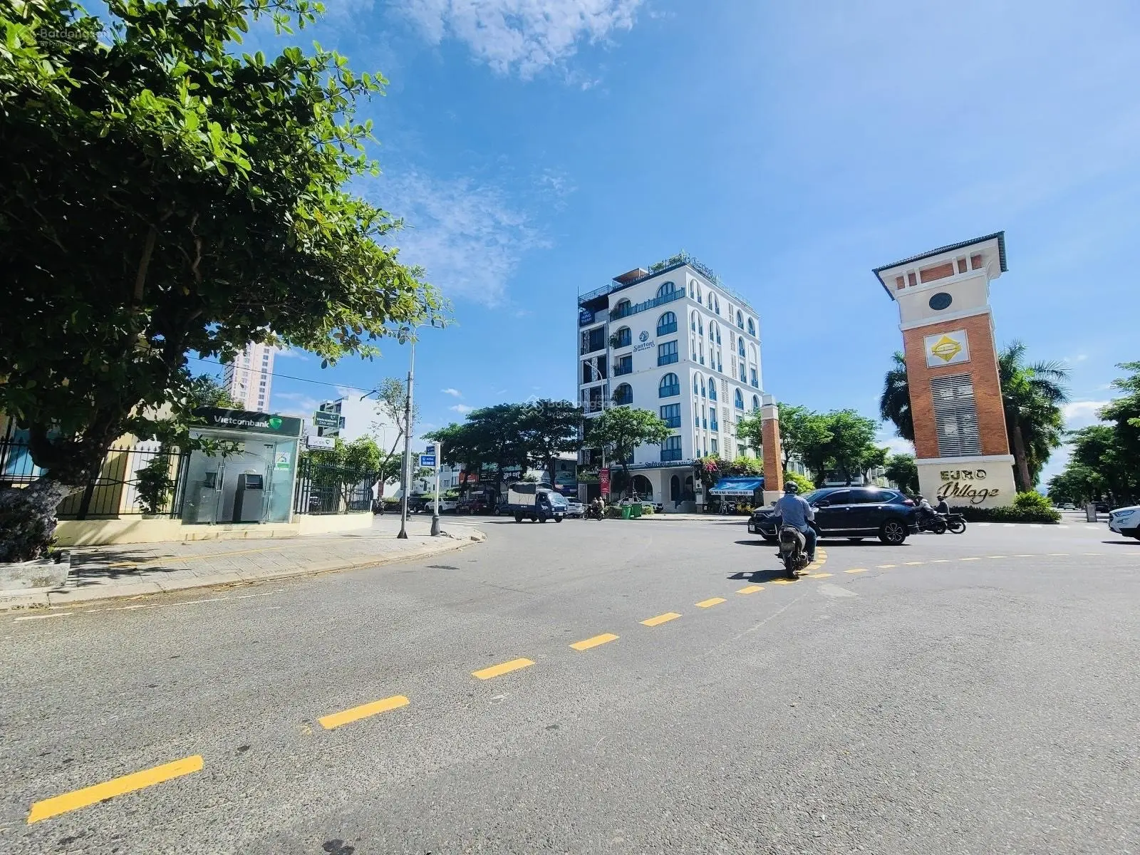 Ngang khủng 7,3m mặt tiền Trần Quang Khải ( 10,5m lề 9m) đối diện cổng euro villa giá 14 tỷ