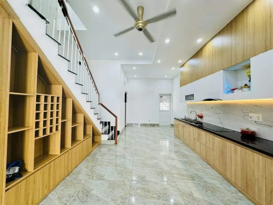 Nhà gần chợ Bình Chánh, đang cho thuê 6tr/th, 100m2, xã Bình Chánh, Bình Chánh, HCM