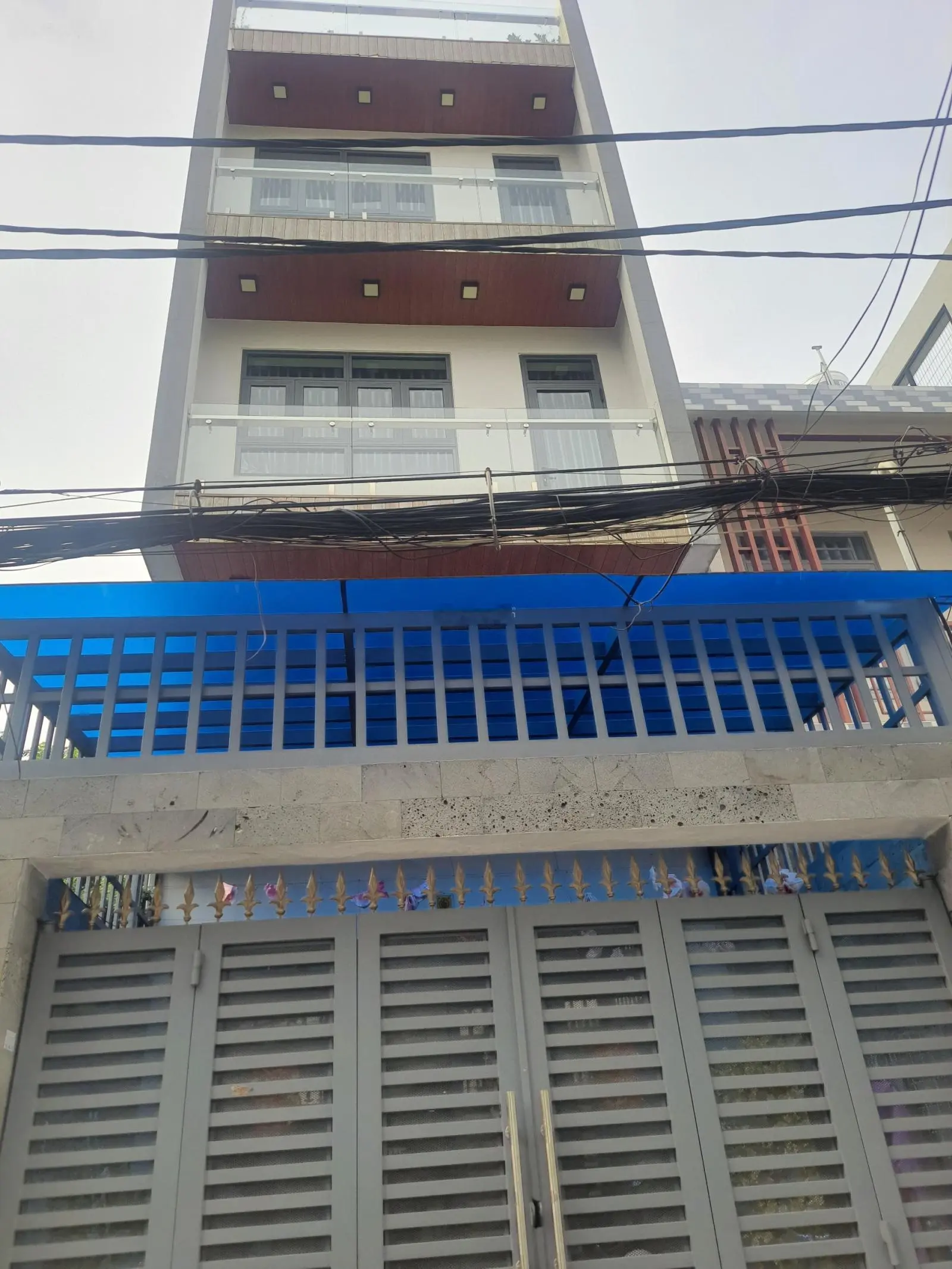 4.2x14m, 4 lầu, HĐ thuê 40tr, nhà HXH 7m Hoàng Hoa Thám, gần Asiana Plaza, giá 14.5 tỷ