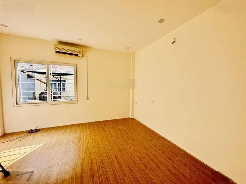 Bán NHÀ ÂU CƠ - TÂY HỒ 46m 2 tầng 6.5 tỷ VỊ TRÍ đẹp lô góc 3 mặt thoáng