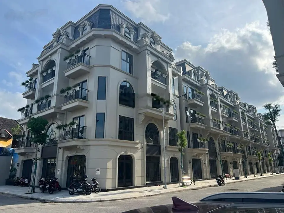 Biệt thự Royal River City 80 Hạ Lý - Trời Âu thu nhỏ, Paris giữa lòng Hải Phòng