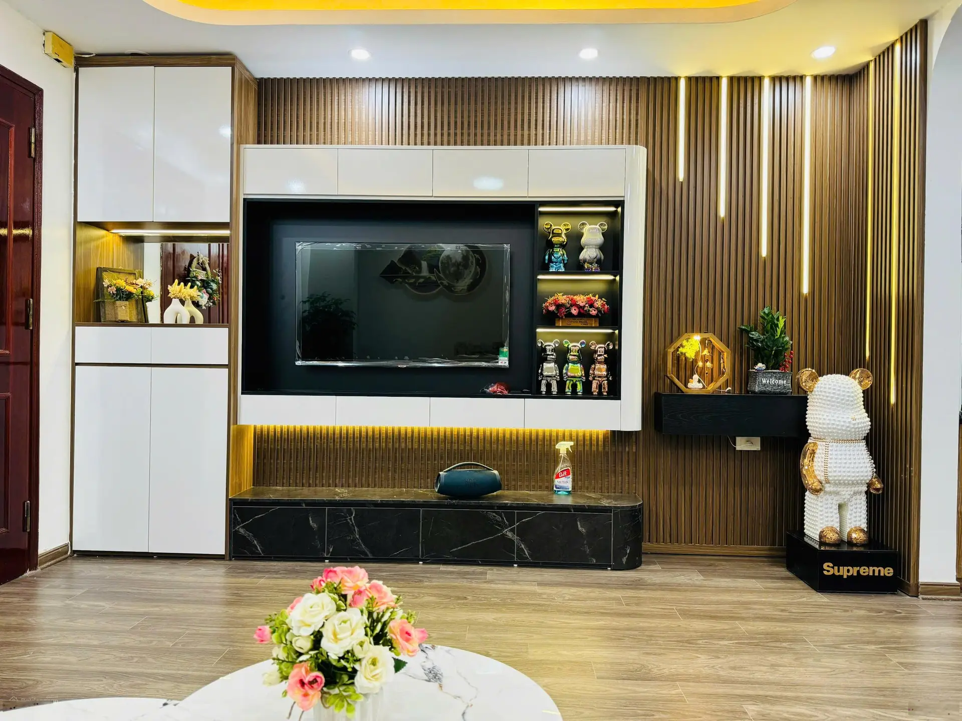 Bán căn góc 3 ngủ 2wc toà OCT2 - ĐN2 Bắc Linh Đàm. Diện tích: 83m thông thuỷ