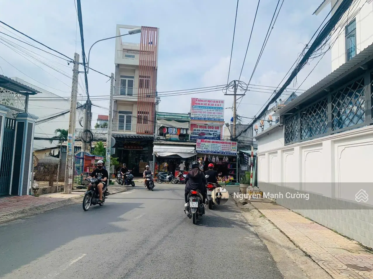 Bán 3 lô thổ cư 160- 153-160m2 MT Nguyễn An Ninh, TT Cần Giuộc, quá đẹp , quá rẻ