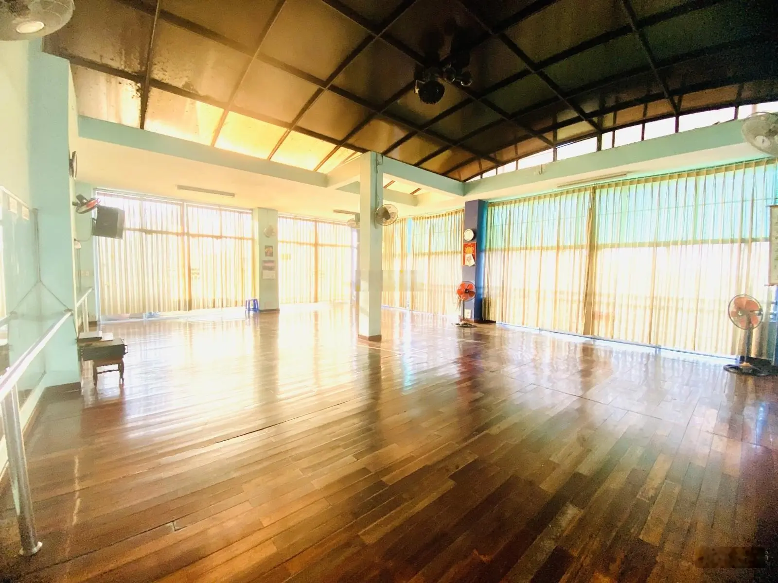 Bán nhà đất mặt tiền giá rẻ, trung tâm Phường Bình Thọ, Thủ Đức. DT 1613m2, ngang 33m - Chỉ 92tr/m2