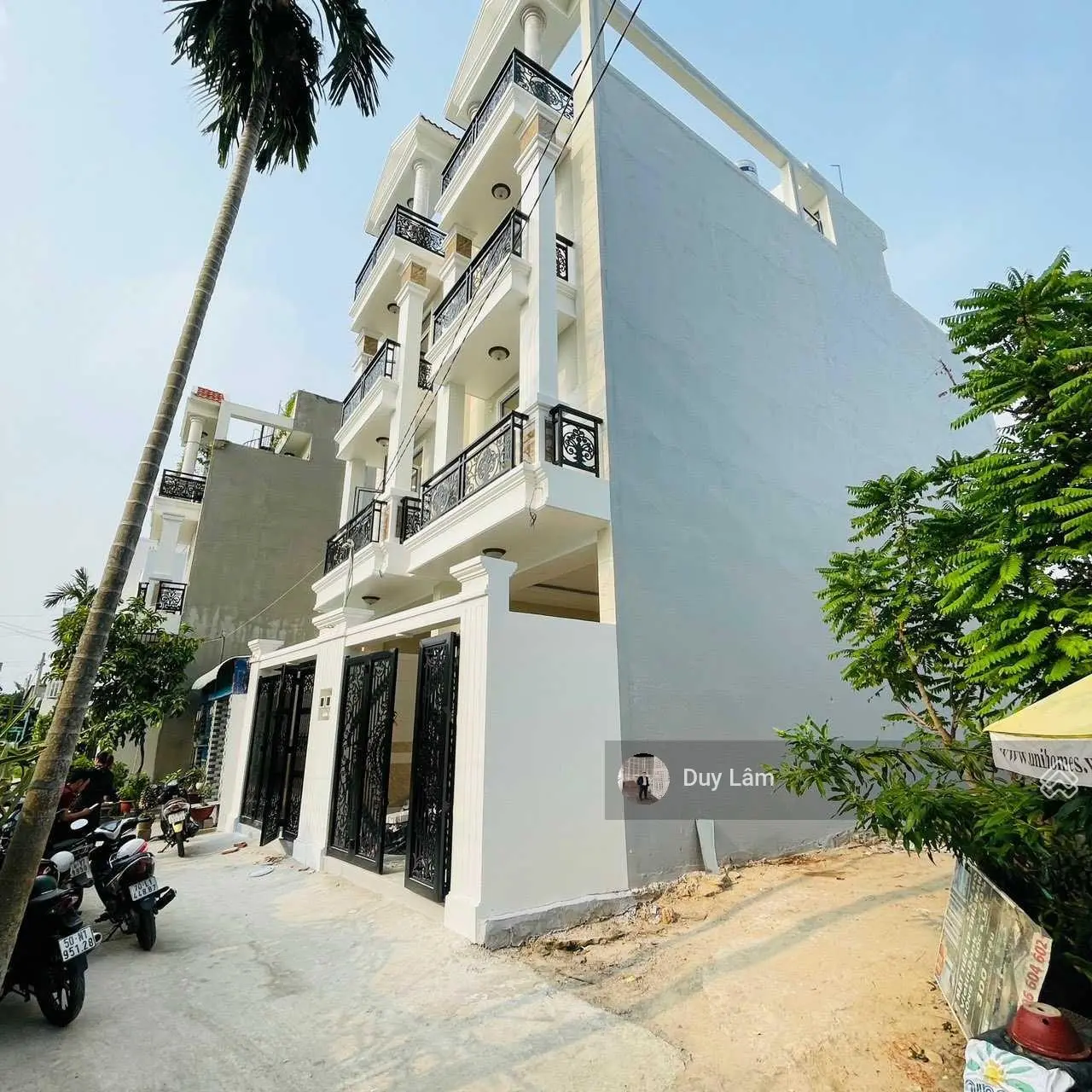 Nhà mới 4 tầng có sân ô tô rộng (4x21m) ngay chợ Đầu Mối, BV Quốc Tế - giá 6.1 tỷ 0901 469 ***