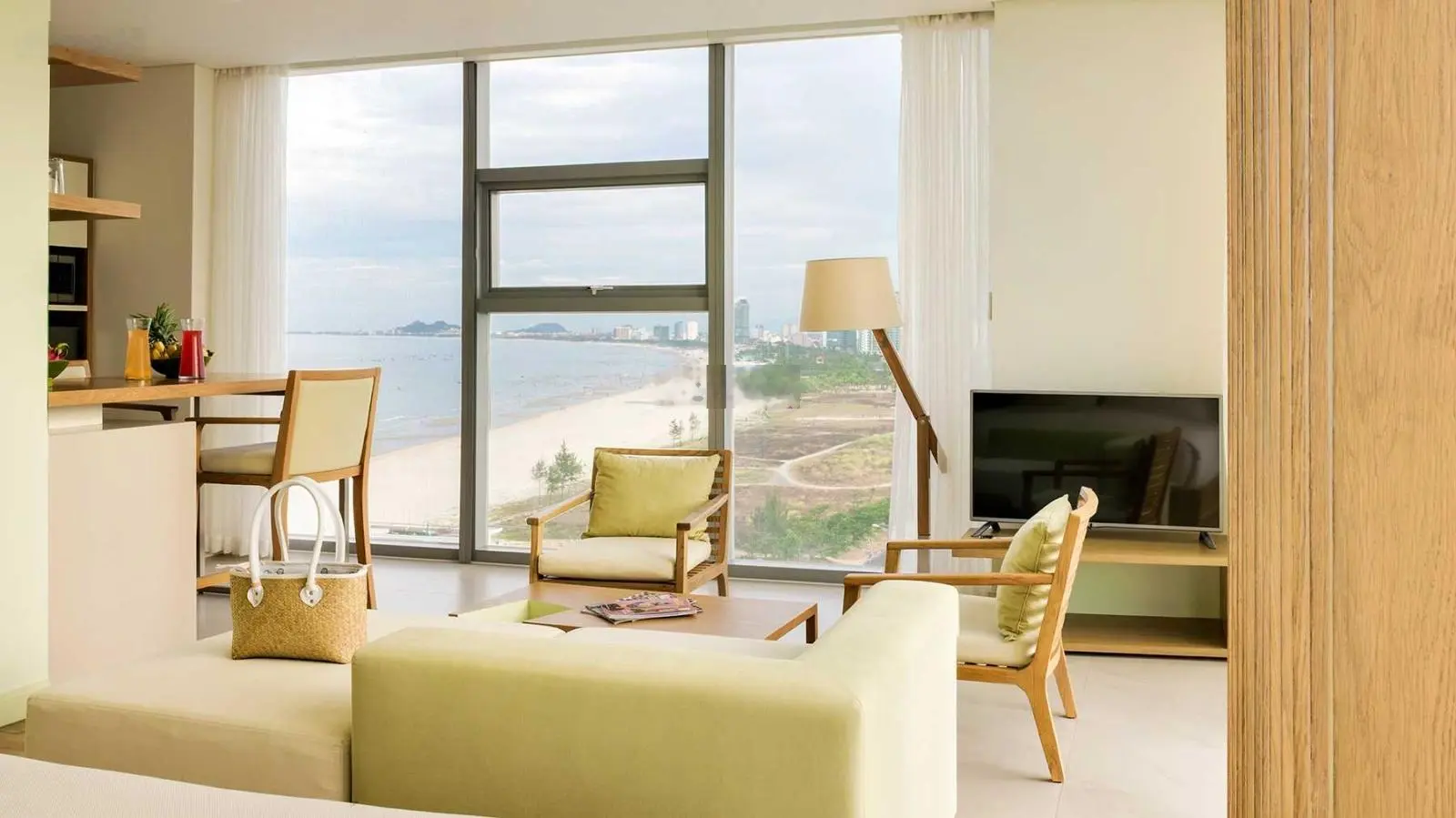 Bán căn studio 37m2 tặng gói nội thất mới 100%