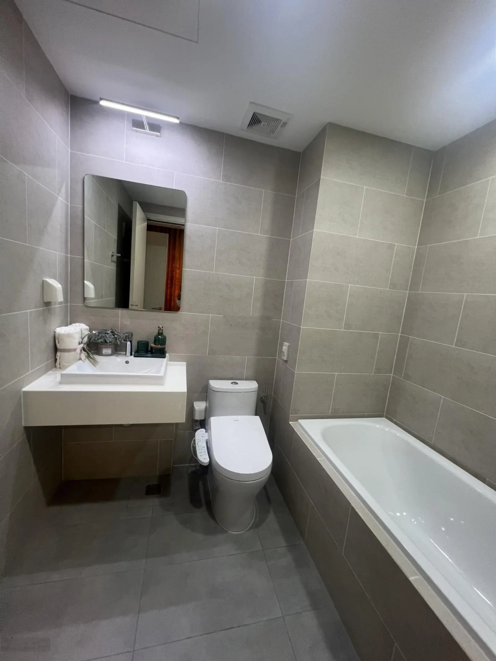 Bán căn hộ D-Homme Hồng Bàng 3pn 3bc sắp bàn giao, chiết khấu lên đến 11% .LH 0903 149 ***