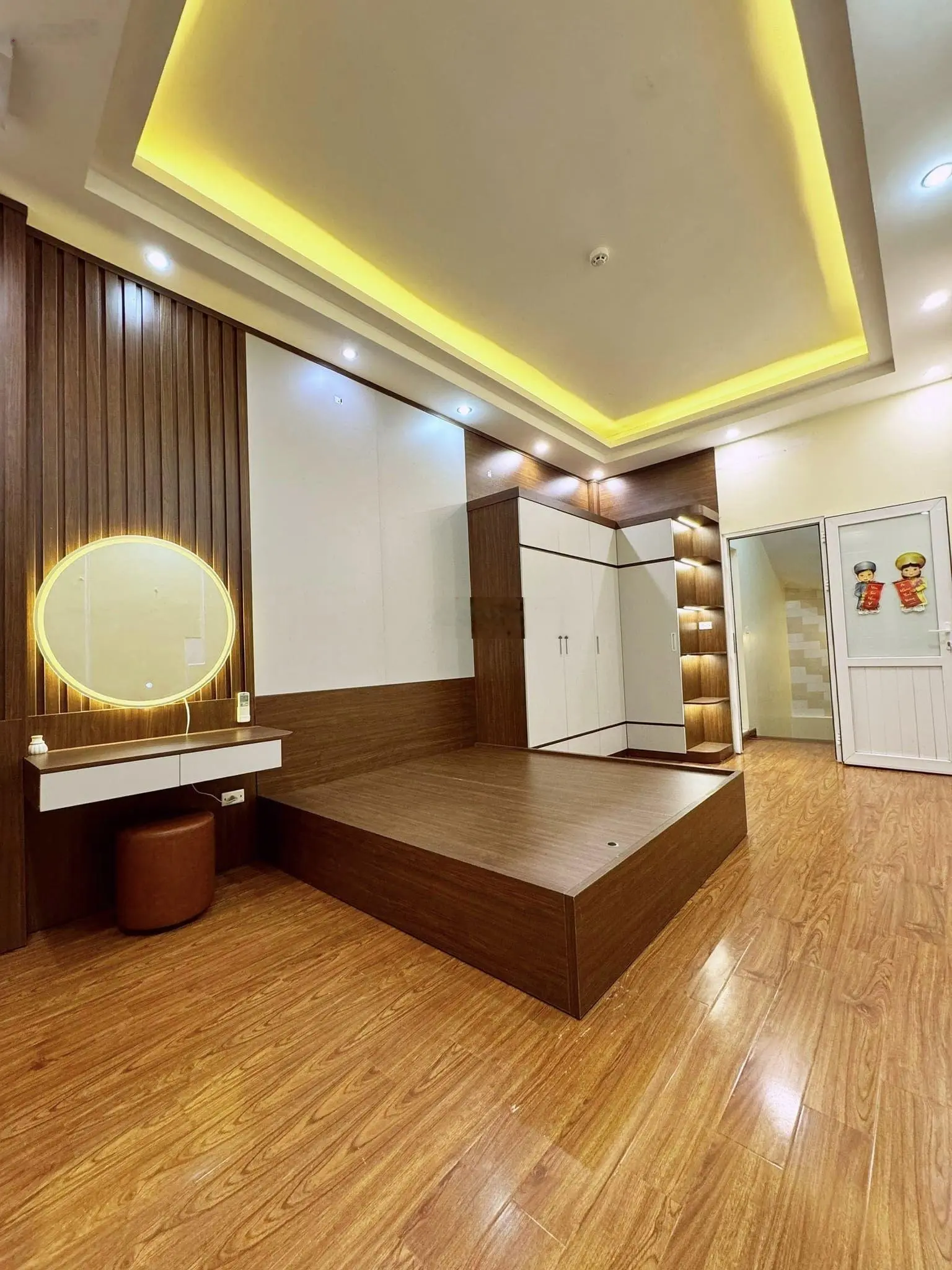 CHÍNH CHỦ CẦN BÁN - Trường Chinh - Ngã tư Vọng - 40m2 - 6,x tỷ - Nhà đẹp - 30m ra ô tô tránh.