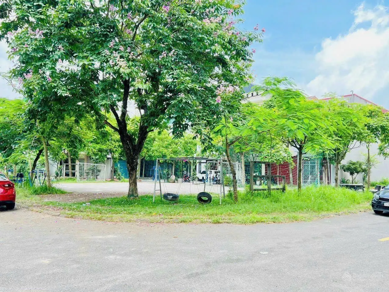 Bán lô đất hướng Tây khu Vạn Lộc, Tứ Minh, Hải Dương. Diện tích 67,5m2, giá 2,45 tỷ