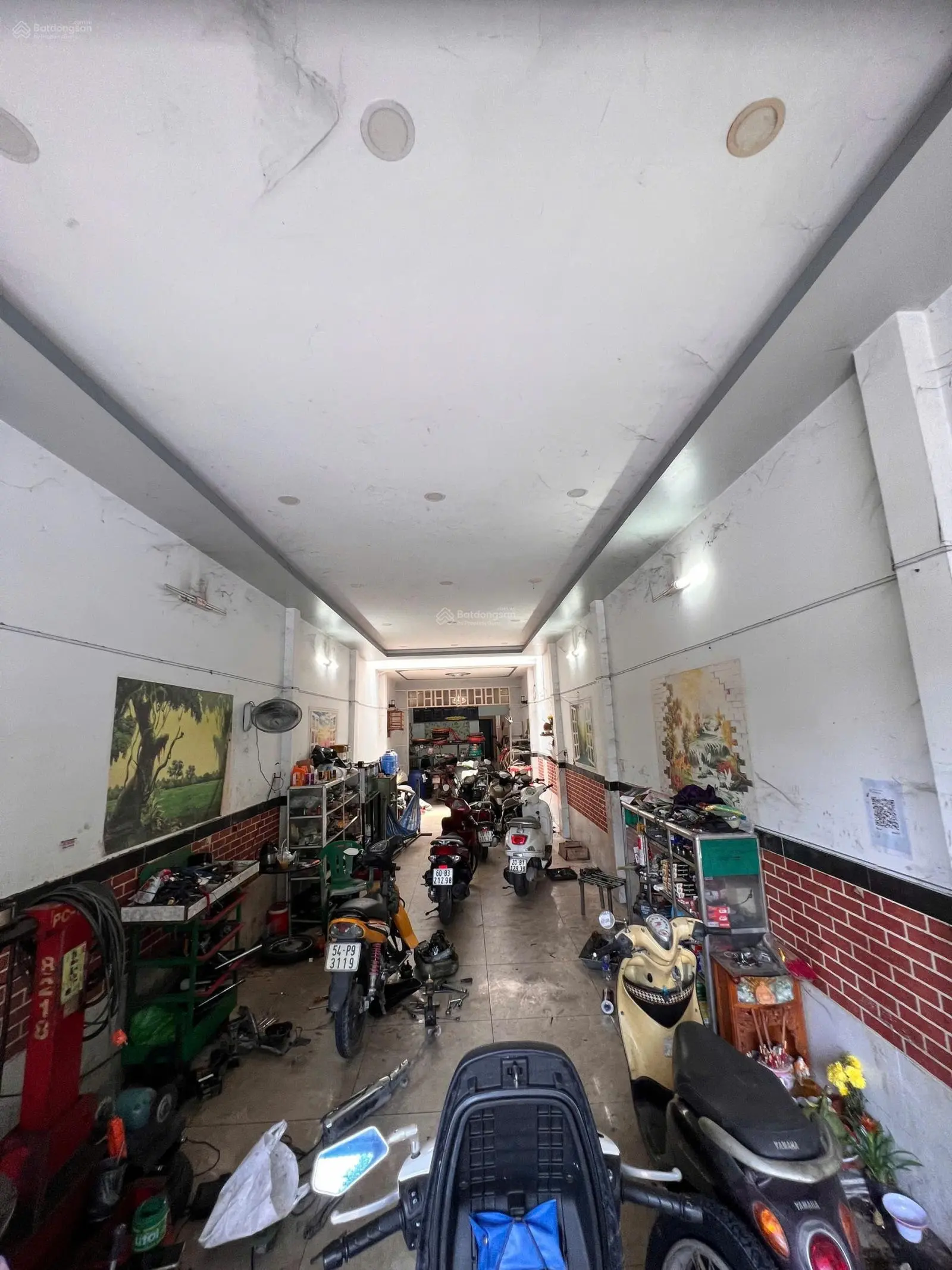 Bán nhà mặt tiền Phan Văn Hớn, Hóc Môn, 4x40 khu vực sầm uất, pháp lý đầy đủ