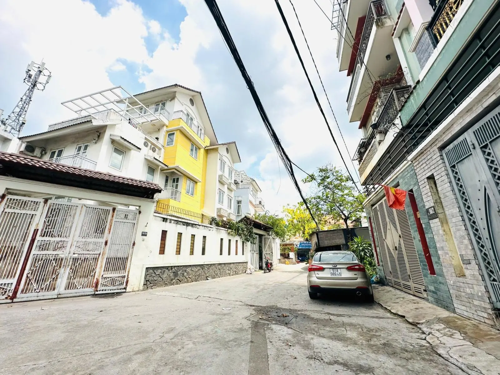 Nhà 3T đường số 2 Trườg Thọ Thủ Đức ôtô đậu trước nhà di chuyển ga Metro chỉ 1 phút - hoàn công đủ