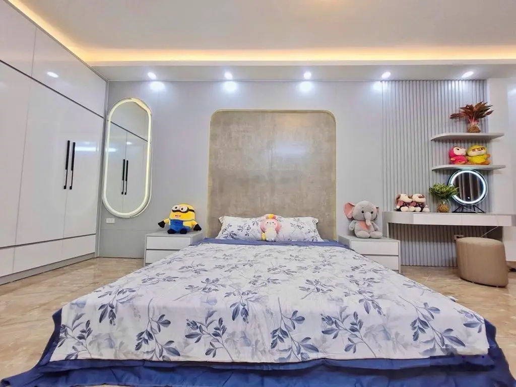 Bán Gấp Nhà 6 Tầng Lê Đức Thọ, Nhà dân xây tặng full nội thất, Giá: 8,2 tỷ, LH 0968.371.359