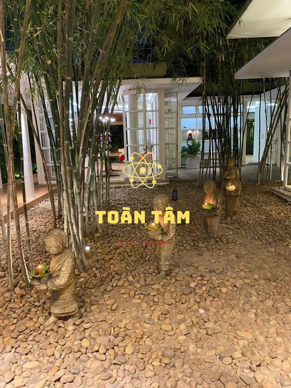 Siêu biệt thự duy nhất tại Thảo Điền Quận 2 DT 3300m2
