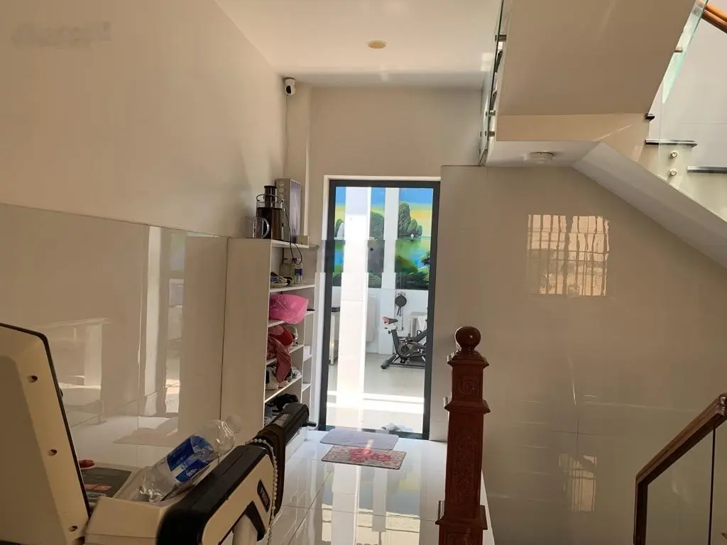 Nhà BTCT 284.1m² ngang 13,1m 4 tầng khu phân lô toàn nhà cao đẹp chủ tặng full nội thất như hình