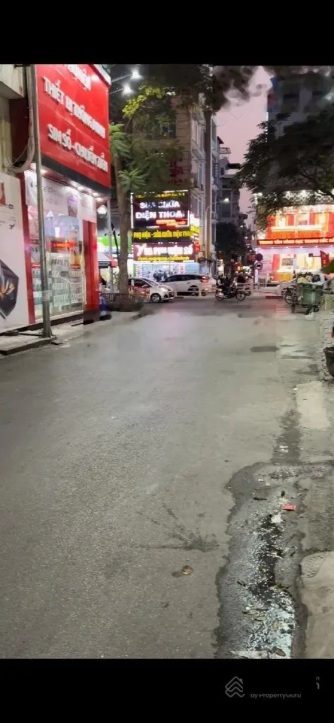 Bán nhà mặt phố Trung Liệt, Đống Đa, Kinh doanh, 2 thoáng, 7.9 tỷ