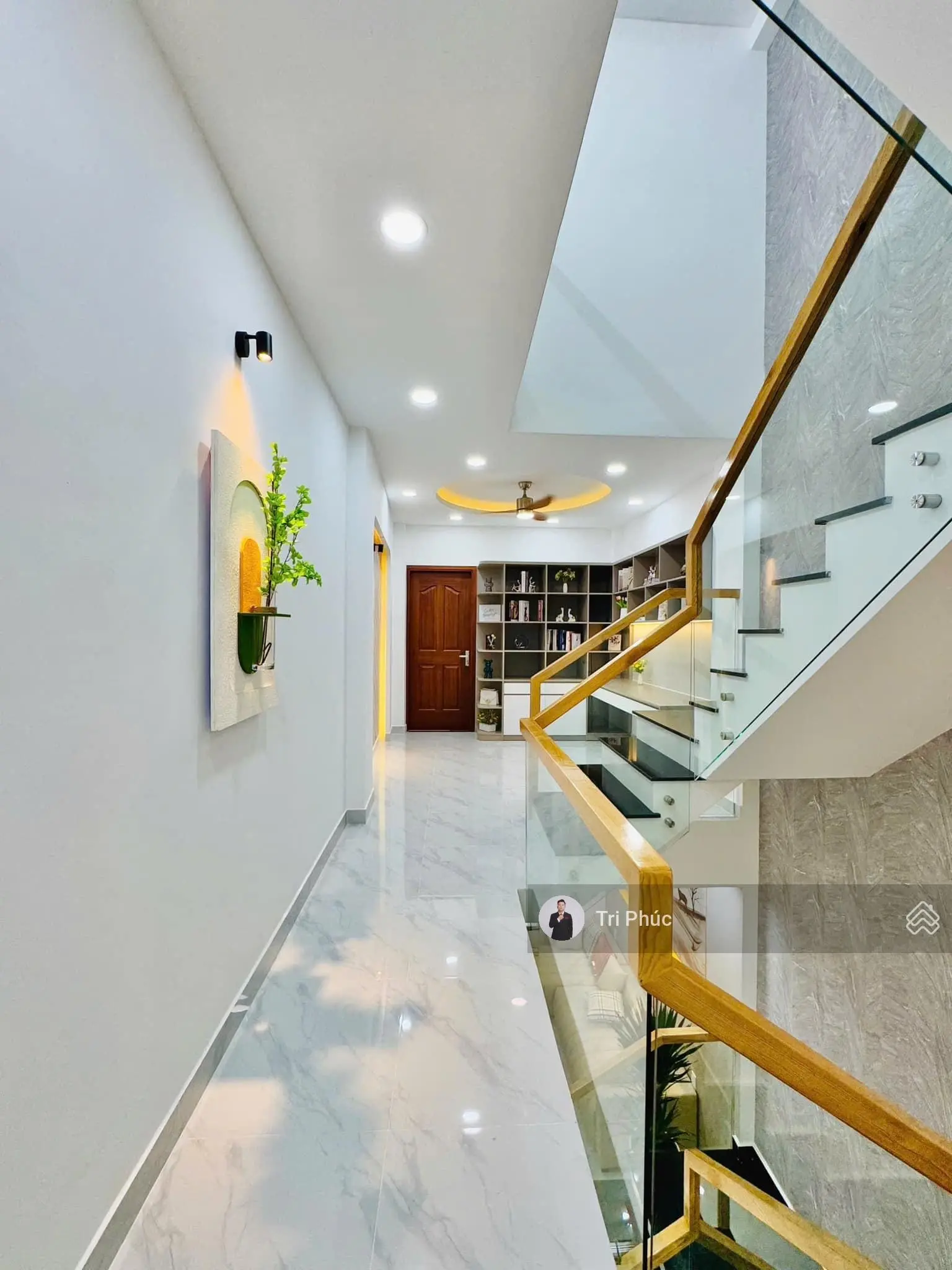 Siêu Phẩm Nhà 5 Tầng Hơn 80m2 5PN Full Nội Thất Ngay Lê Văn Sỹ Chỉ 12Ty5 TL