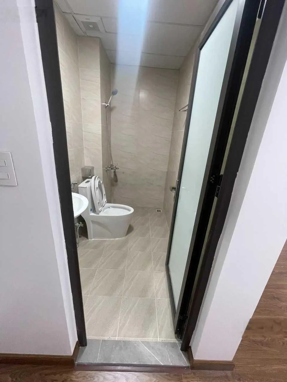 Bán nhanh căn 72m2 hàng ngoại giao Tầng đẹp sẵn sổ giá 1.47 tỷ