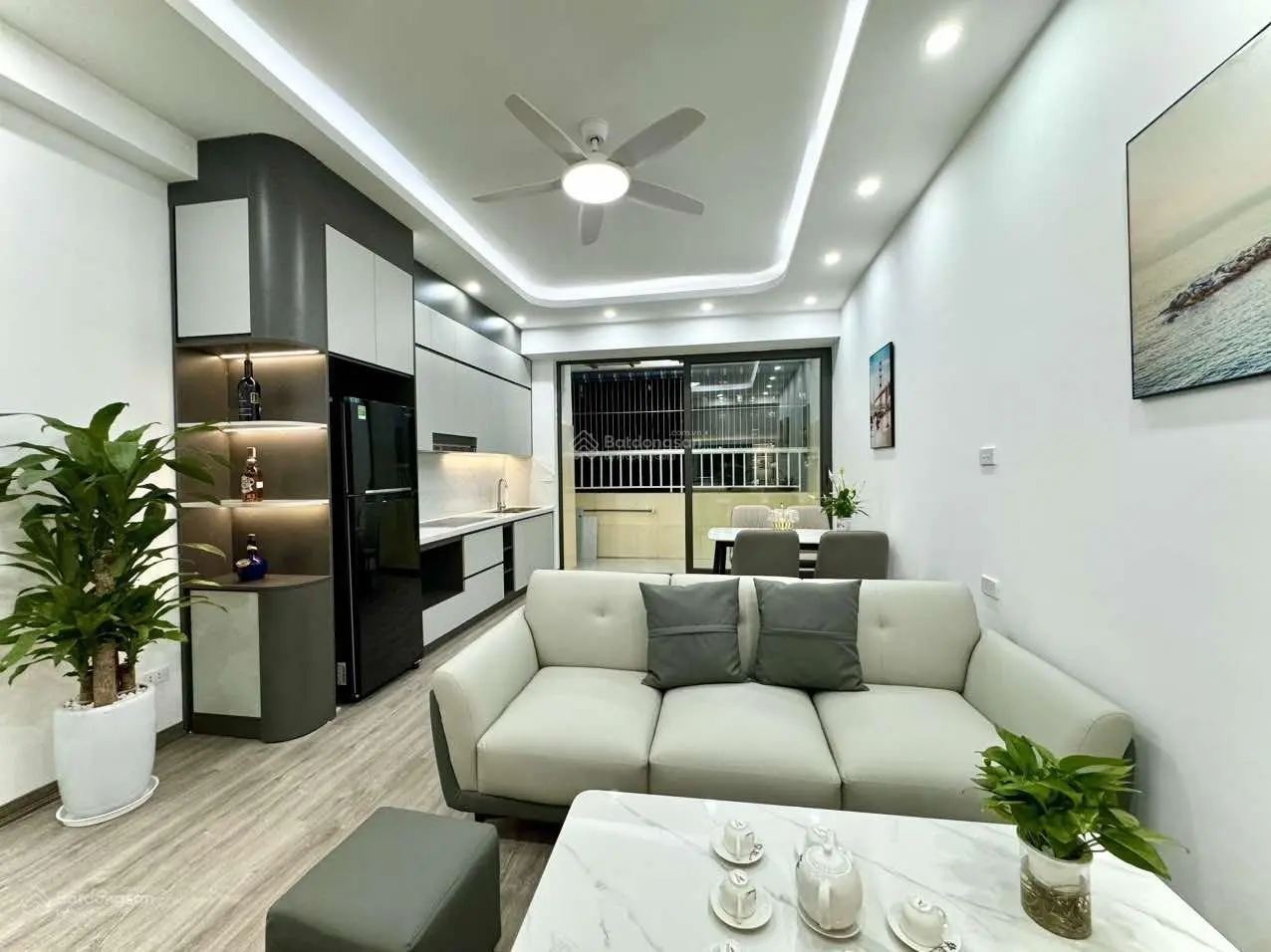 Chính chủ cần bán căn góc 3 phòng ngủ đẹp long lanh giá vô cùng tốt tại HH1 Linh Đàm LH 0965 289 ***