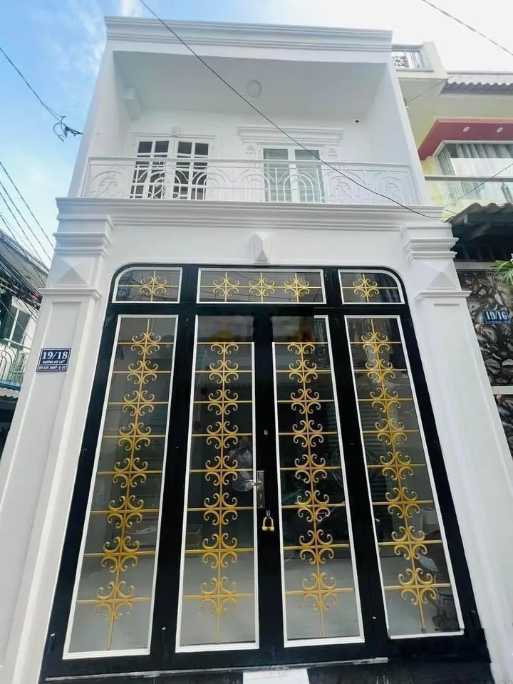 Nhà 2 mặt hẻm đường Trương Minh Ký 38,5m2 trong khu Giáo Xứ, sổ riêng chính chủ