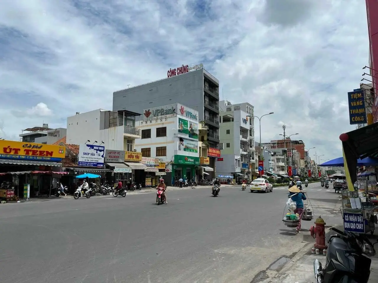 Bán nhà mặt tiền Phan Văn Trị, Quận Bình Thạnh, DT: 4,8 x 25m, nở hậu đều đẹp: 5m, giá: 17 tỷ