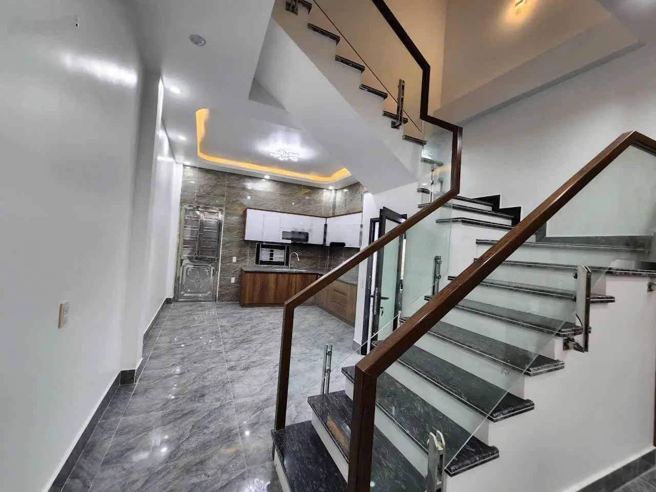 Bán NR đẹp xuất sắc tại Hoàng Mai, 2,4 tỷ, 51m2, 3PN, 3WC, Q.An Dương, HP