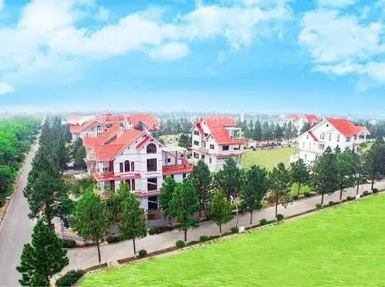 Chính chủ cần bán nhanh căn biệt thự 400m,đối diện khu tiện ích,cực kì hiếm có.Rất thiện chí bán