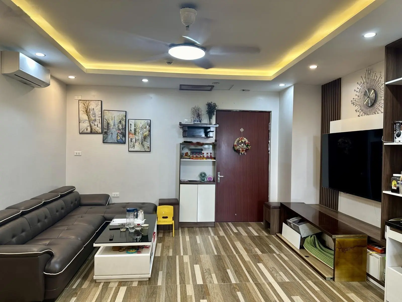 Chính chủ cần bán nhanh 2 căn hộ 2PN 2WC dự án Eurowindow River Park 2tỷ9/căn toà P2